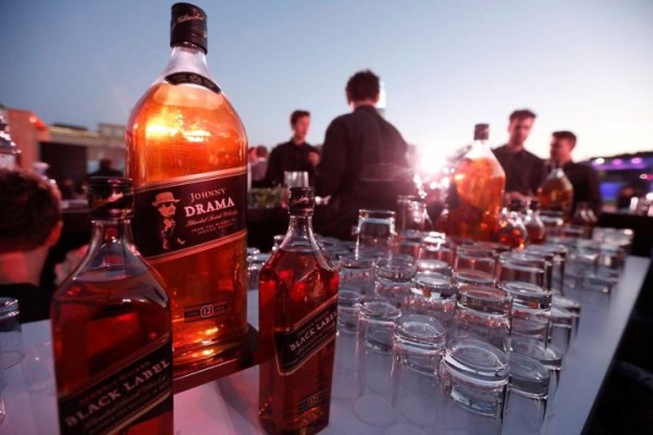 JOHNNIE WALKER - ENTOURAGE with Product Placement